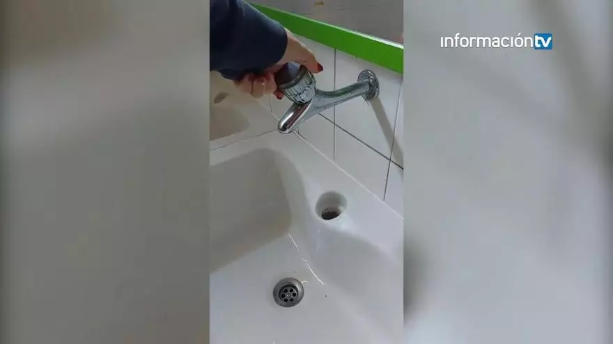 Restablecido el servicio de agua en el CEIP San Blas dos días después