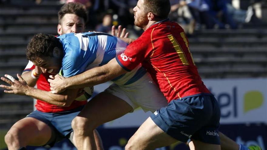 España cae 24-14 ante la campeona Uruguay