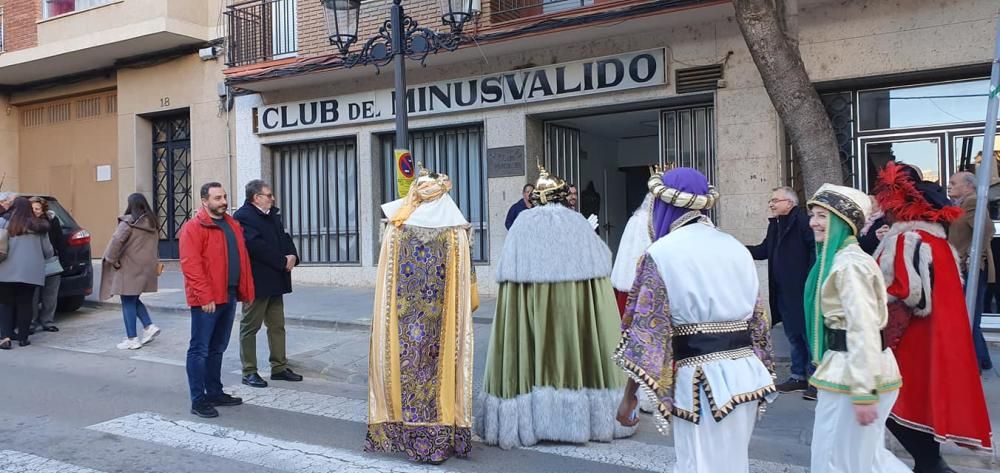 Visita matinal a colectivos de Torrent.