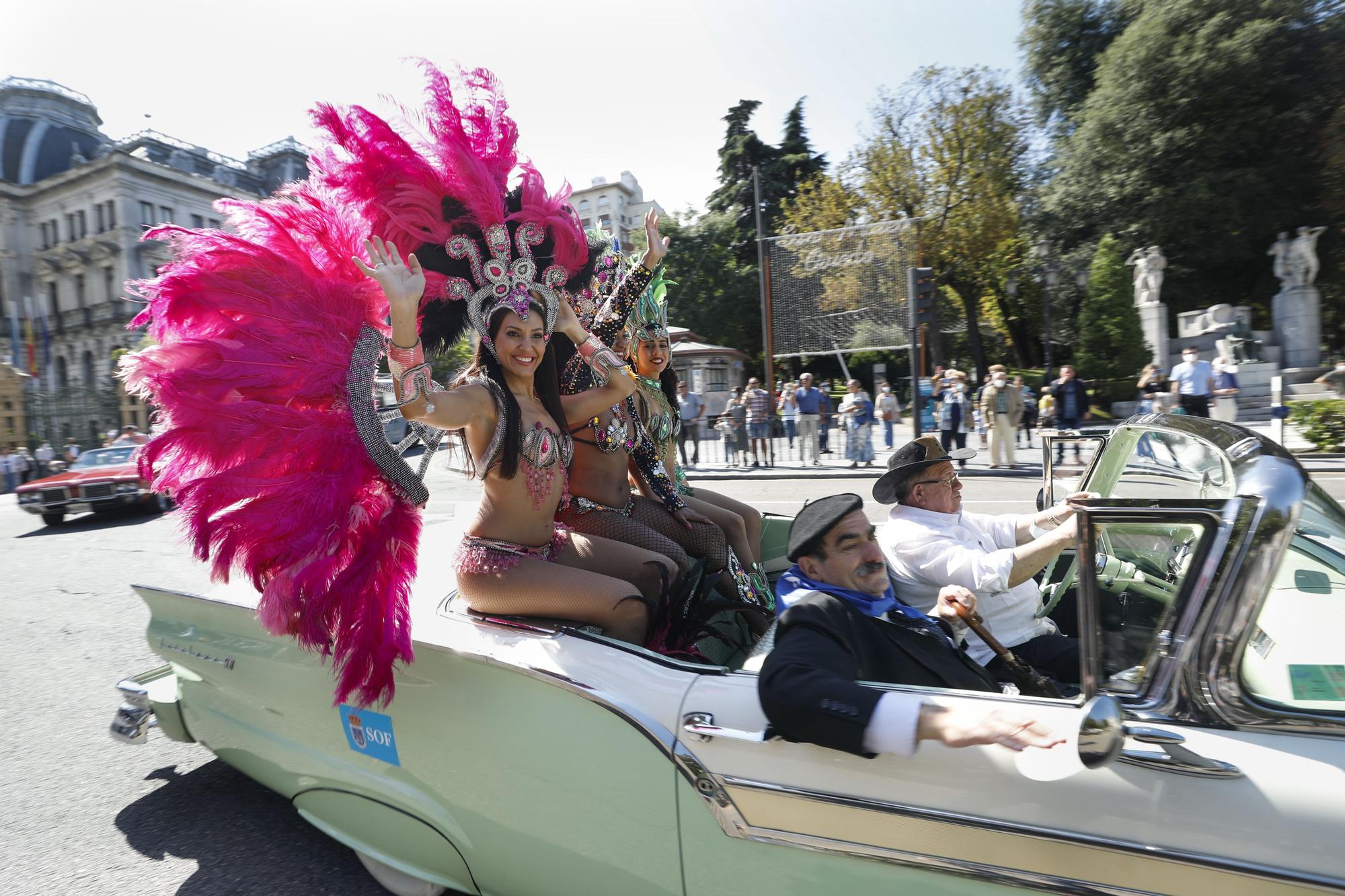 El mini desfile del Día de América en Asturias de San Mateo 2021