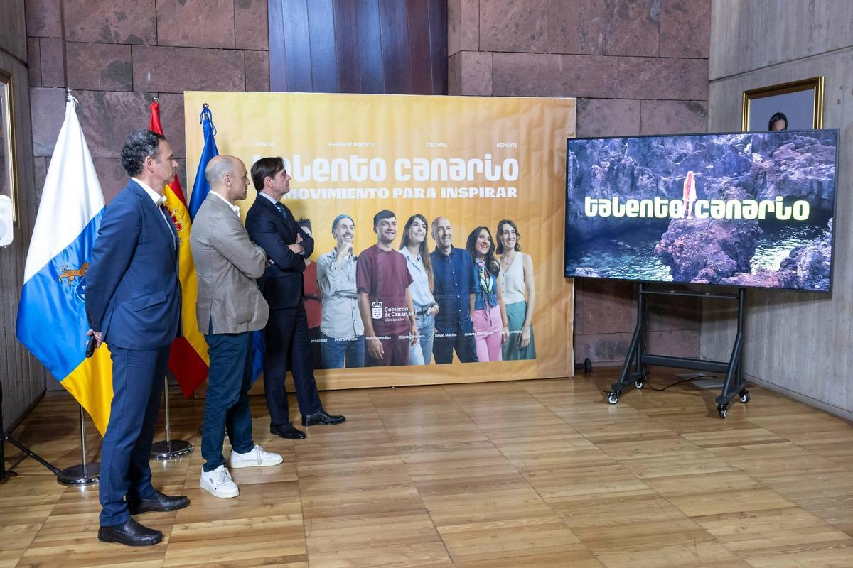 Firma del convenio entre el Gobierno de Canarias y Binter para visibilizar el talento canario.