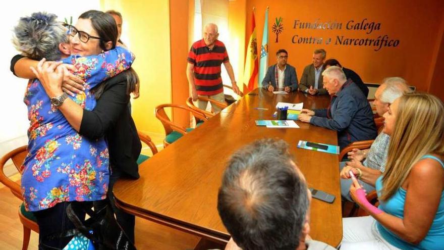 Afonso Rueda y miembros de la candidatura del PP en la Fundación contra O Narcotráfico. // Iñaki Abella