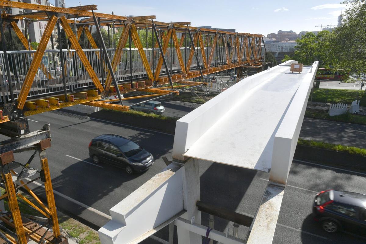 Avanza la obra para colocar la nueva estructura, que provocará nuevos cortes de tráfico este miércoles en horario nocturno.