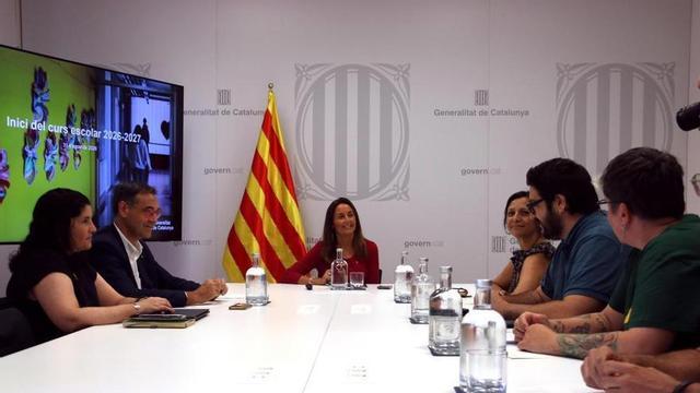 Reunió entre el sindicat Ustec i la conselleria, aquest dijous.