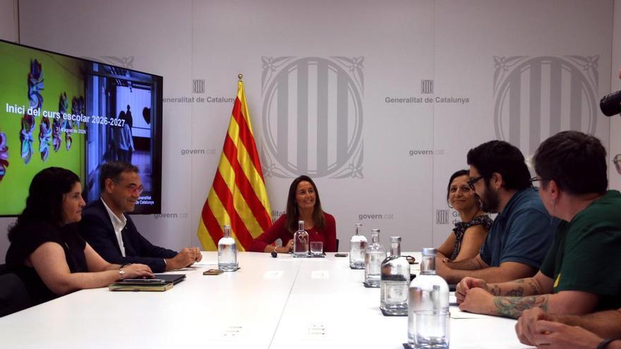Acaba sense acord la reunió entre Ustec i Educació: la vaga del primer dia de classe a Catalunya continua vigent