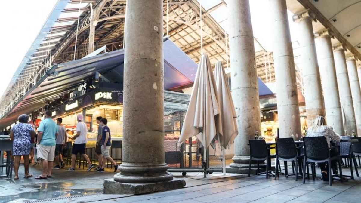 Terraza del mercado de la Boqueria.