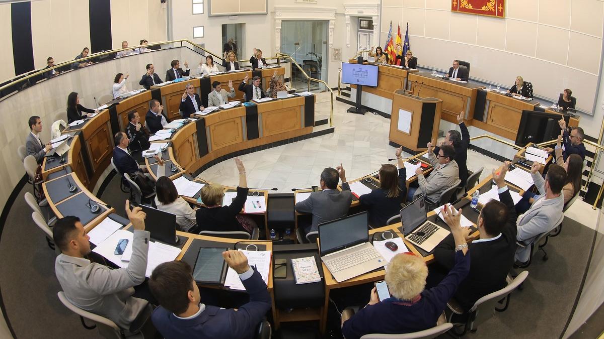 El pleno de la Diputación de Alicante de Noviembre