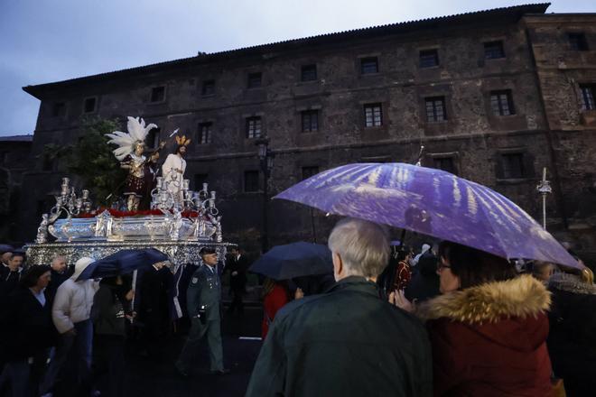 La procesión del Prendimiento de Los Estudiantes.