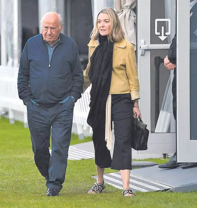 Amancio Ortega y Marta Ortega, en familia en Casas Novas