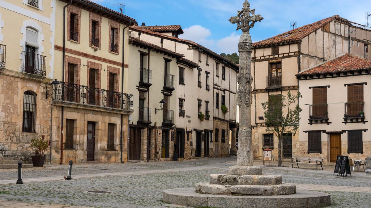 El pueblo más bonito y barato al que viajar en diciembre está en Burgos