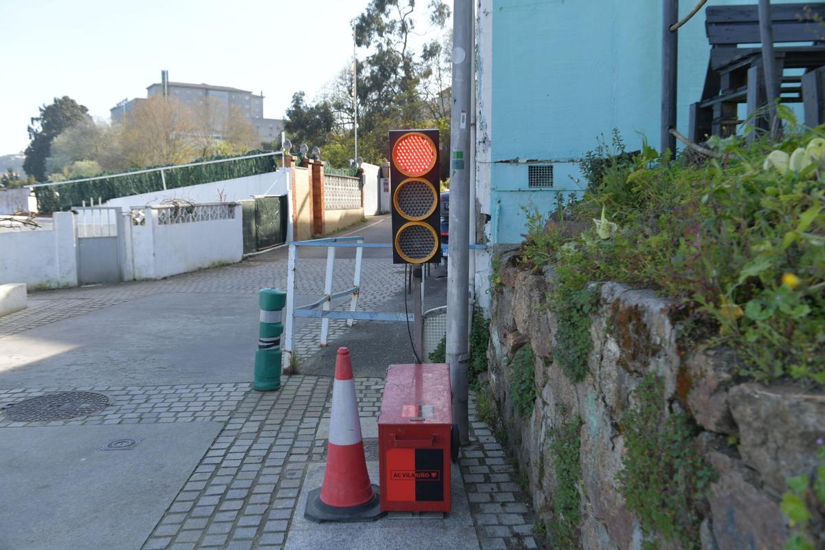 La Xunta inicia las tareas para derribar la infraestructura como parte del nuevo plan de accesos al Hospital de A Coruña La Xunta inicia las tareas para derribar la infraestructura como parte del nuevo plan de accesos al Hospital de A Coruña