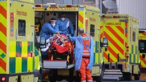 La variant britànica de la Covid ja ha arribat a 50 països