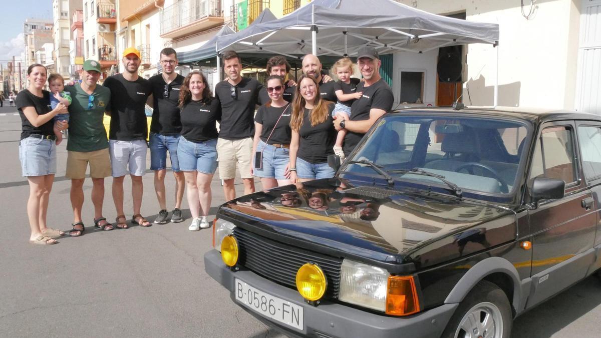 Un viaje por la historia de la automoción de la mano de la peña l'Apalankà de Nules