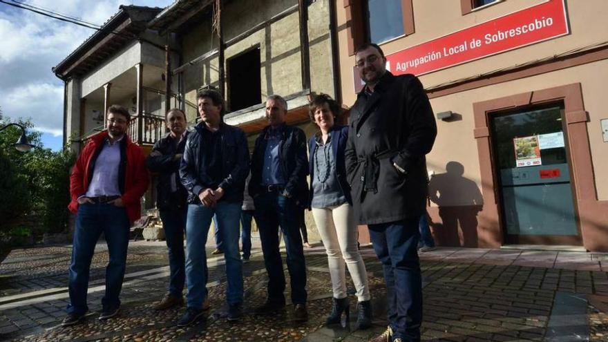 Enrique Fernández, Tomás Cueria, Jesús Gutiérrez, Marcelino Martínez, María Fernández y Adrián Barbón.