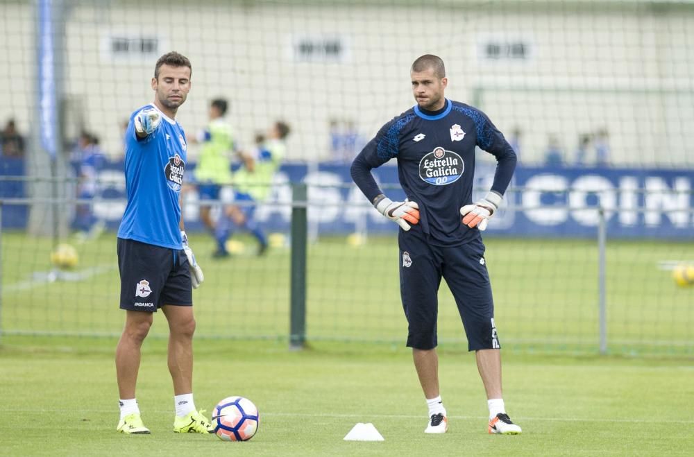 Fayçal Fajr ha retrasado su vuelta a los entrenamientos después de las vacaciones.