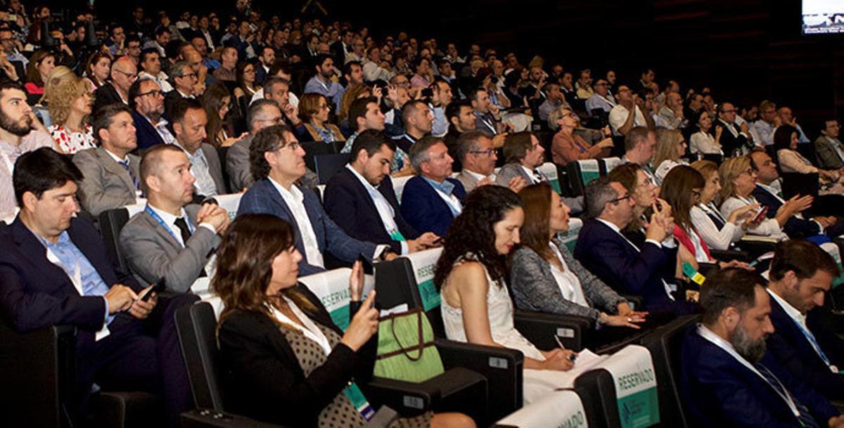 En el foro SUMA 2019 se presenta el estándar internacional de Blockchain