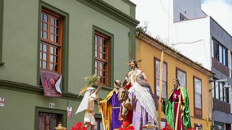Tenerife Marks Holy Tuesday with Island-Wide Processions and Traditions