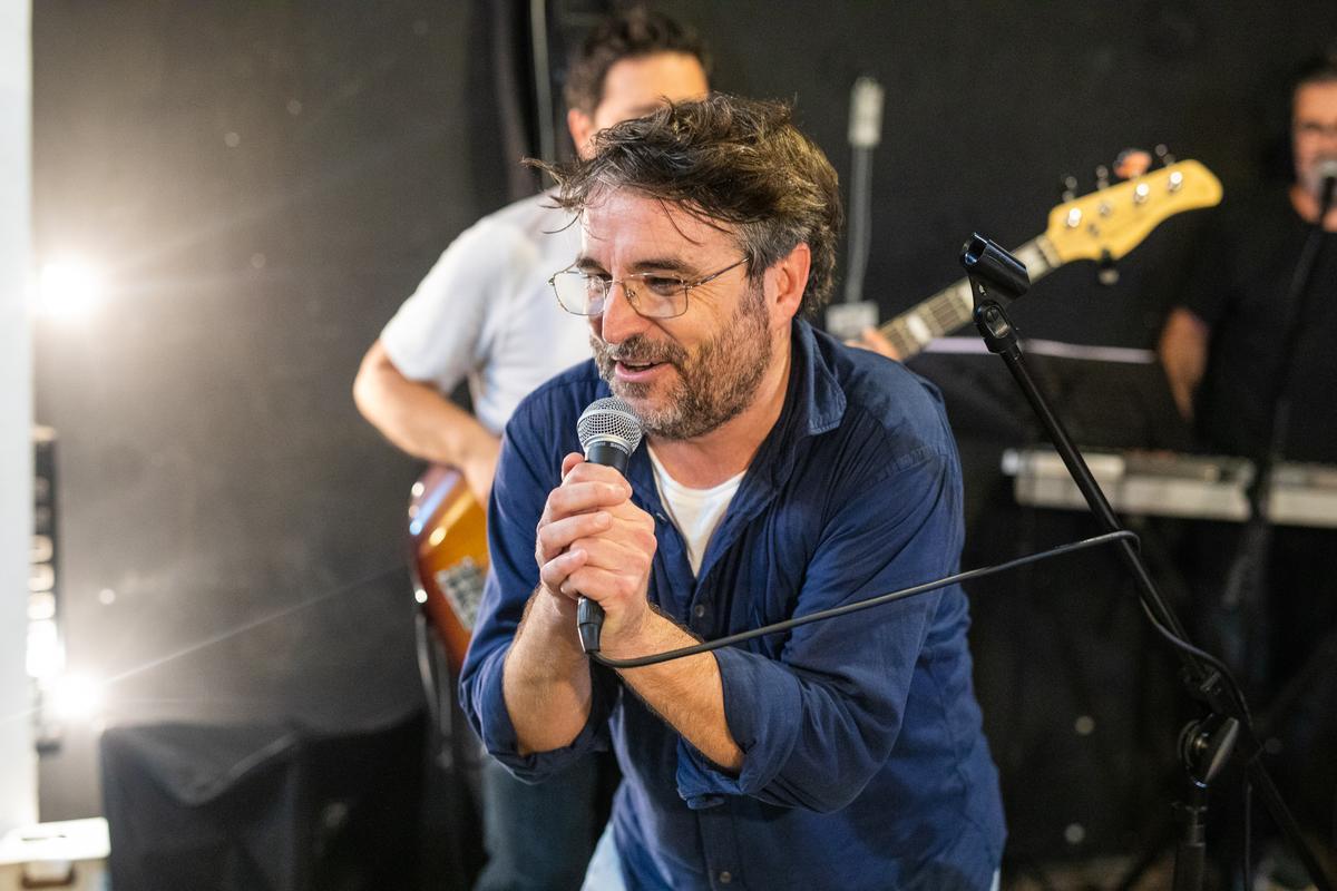 Jordi Évole ensaya con su grupo de rock Los Niños Jesús
