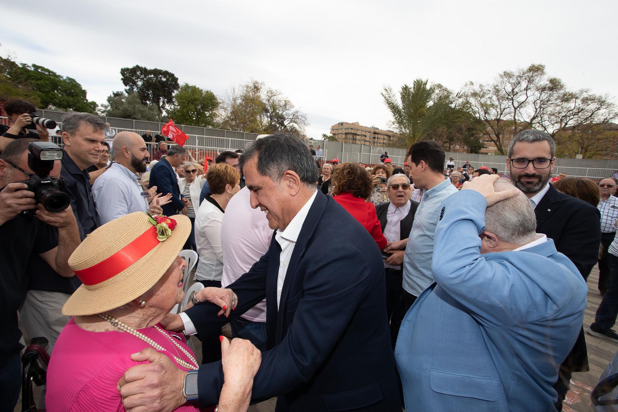 Serrano presenta su candidatura al Ayuntamiento de Murcia junto a la ministra Montero