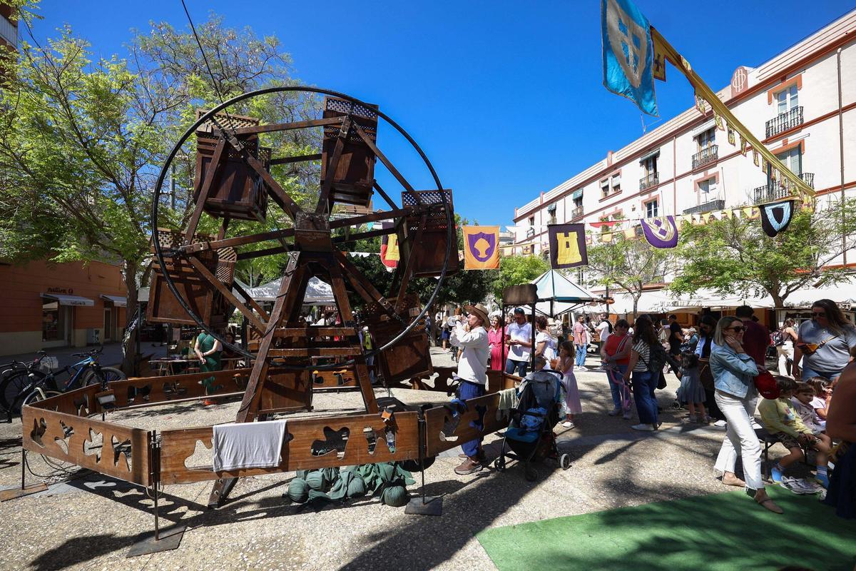 Así se divierten los niños en la Ibiza Medieval