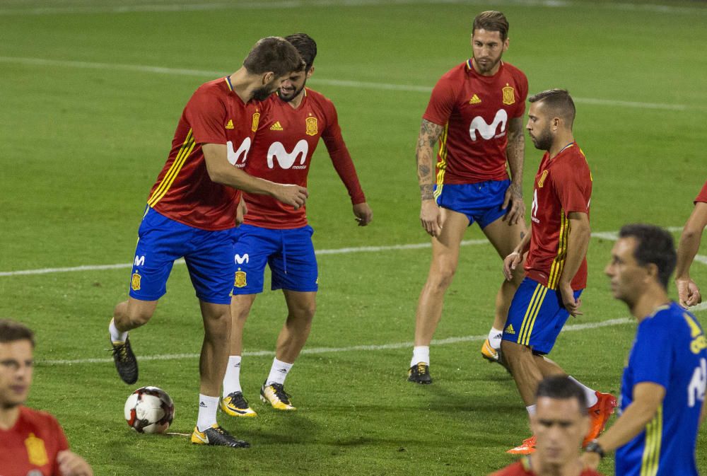 El entrenamiento de La Roja ayer en el Rico Pérez