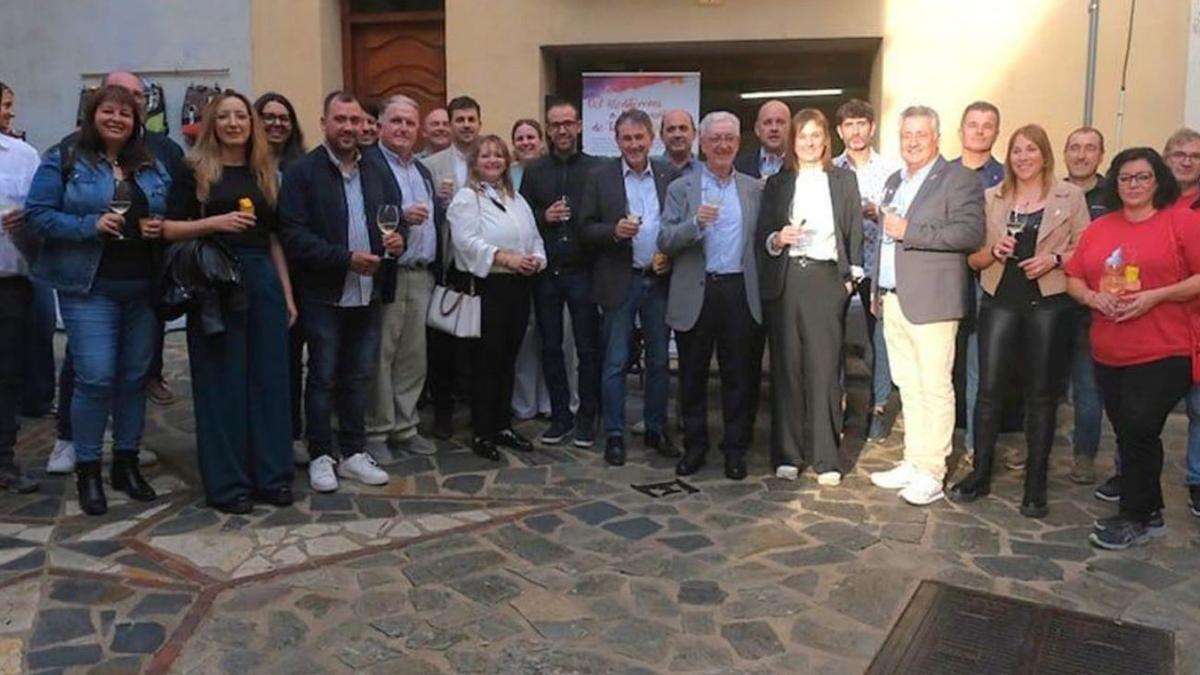 La visita de la delegación valguesa a Prat de Comte.