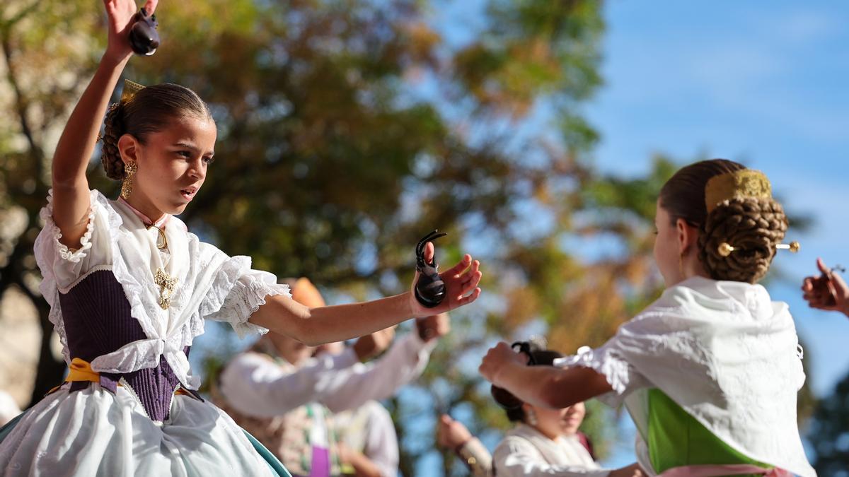 Los Balls al Carrer ocuparán la matinal del domingo en la plaza de Manises
