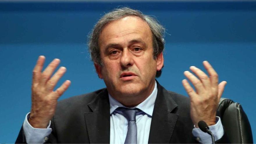 El Comité de Ética de la FIFA pide la expulsión de por vida de Platini