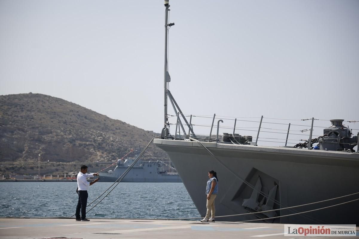 Las mejores imágenes del Día de las Fuerzas Armadas en Cartagena