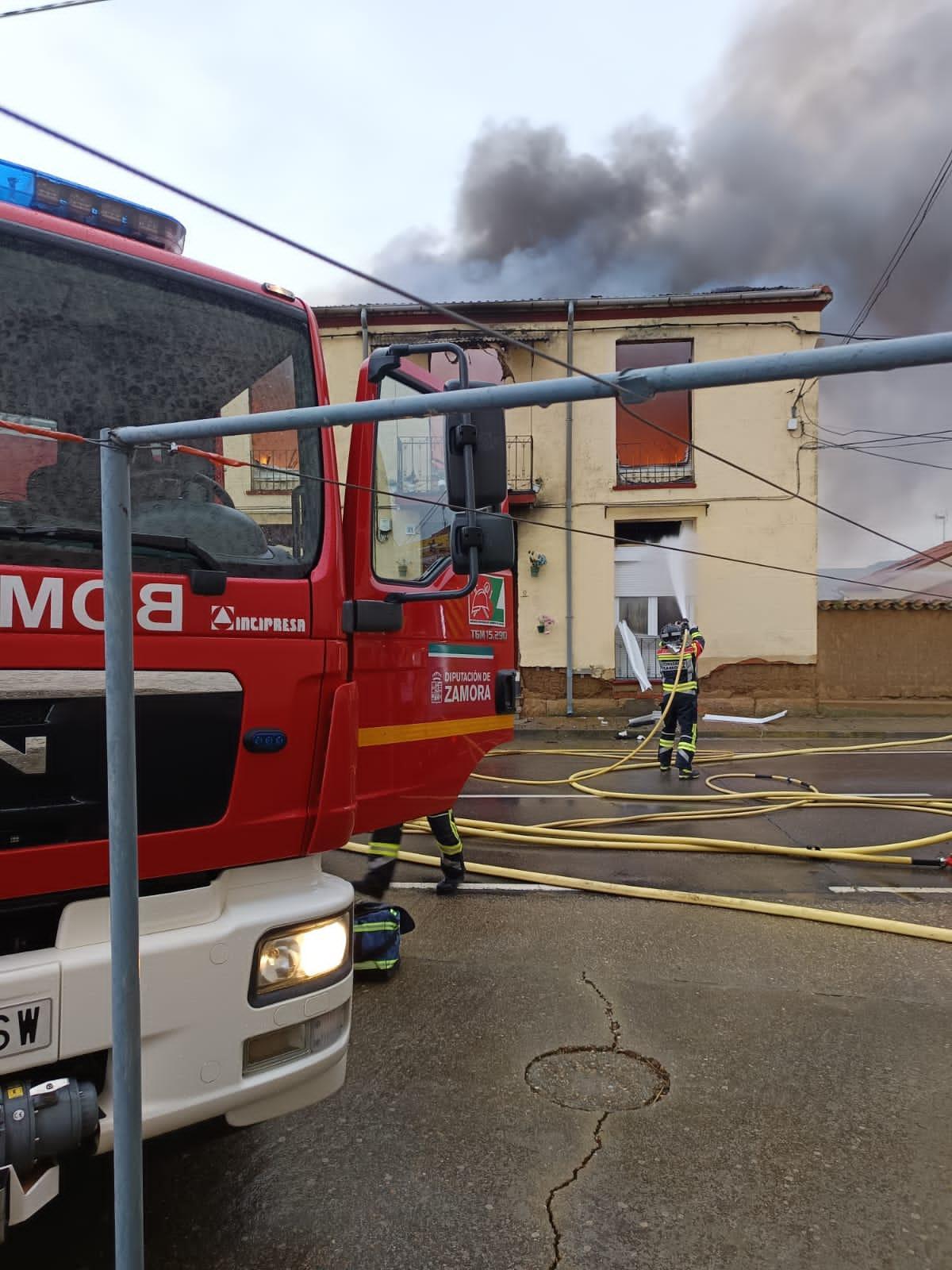 Incendio en Algodre.