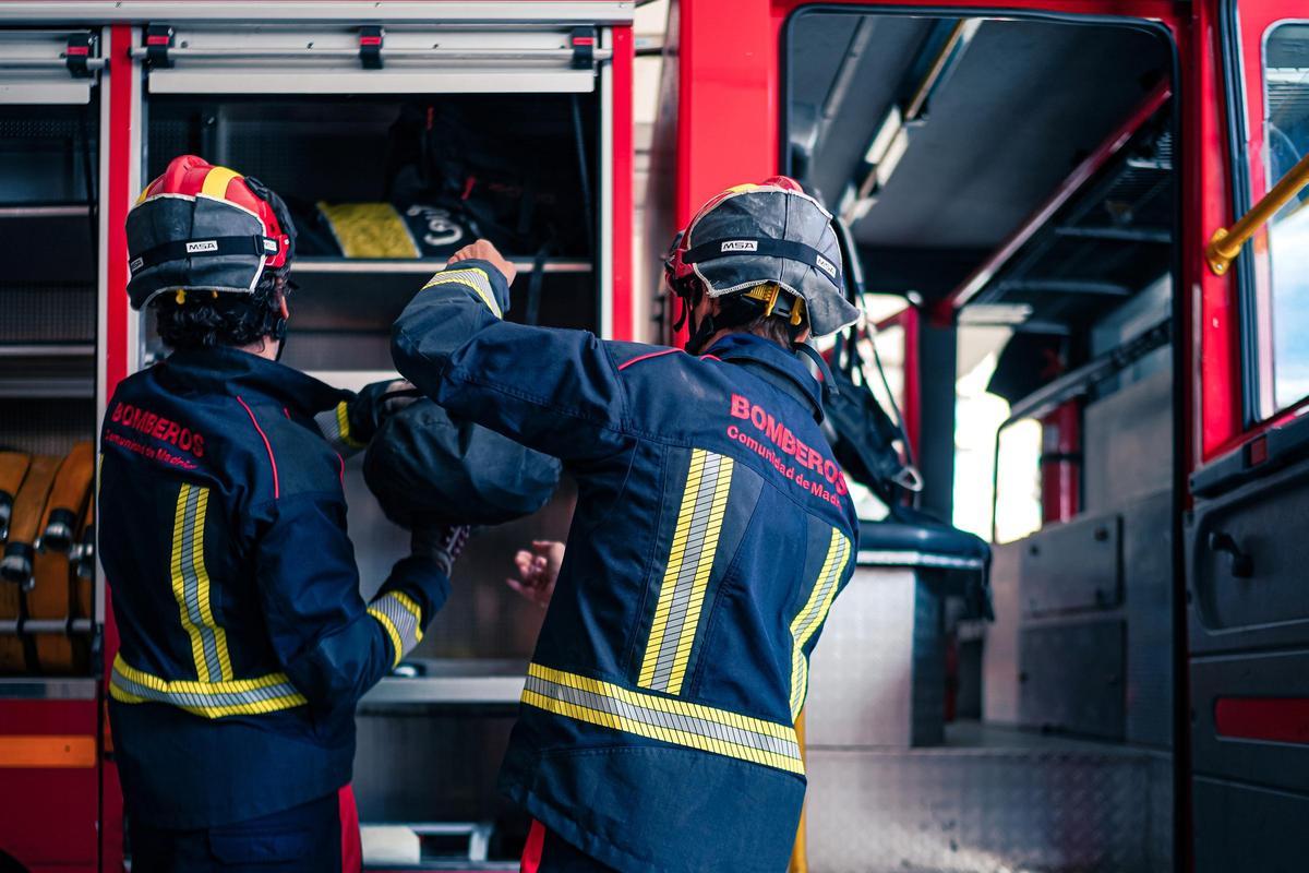 Personal de Bomberos.