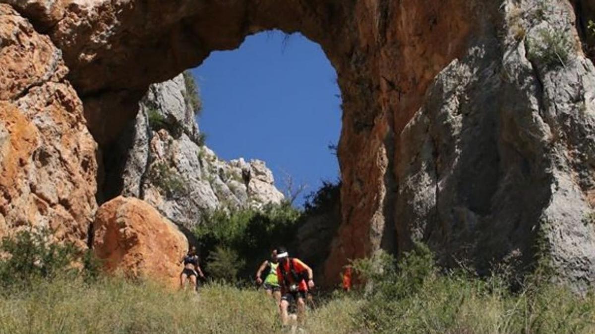 Teresa prepara una nueva edición de su carrera de montaña.