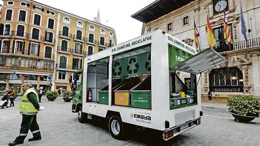 El jueves, el nuevo camión de reciclaje estará en el mercado de Santa Catalina.