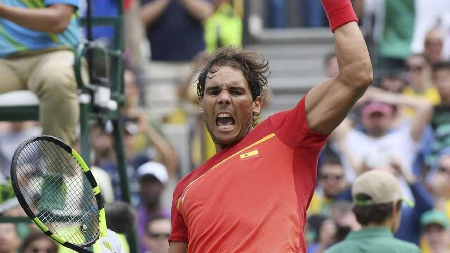 Nadal celebra uno de sus puntos en un partido disputado ayer en los Juegos Olímpicos de Río de Janeiro.