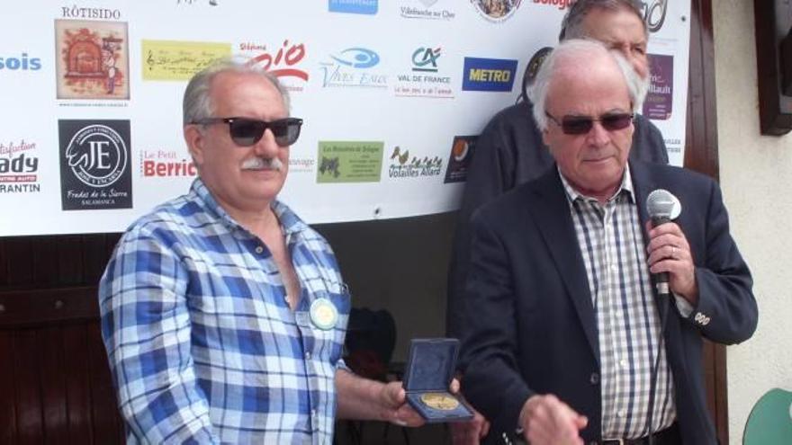 Una ciudad francesa entrega la medalla de oro al Concurso de Paellas de Sueca