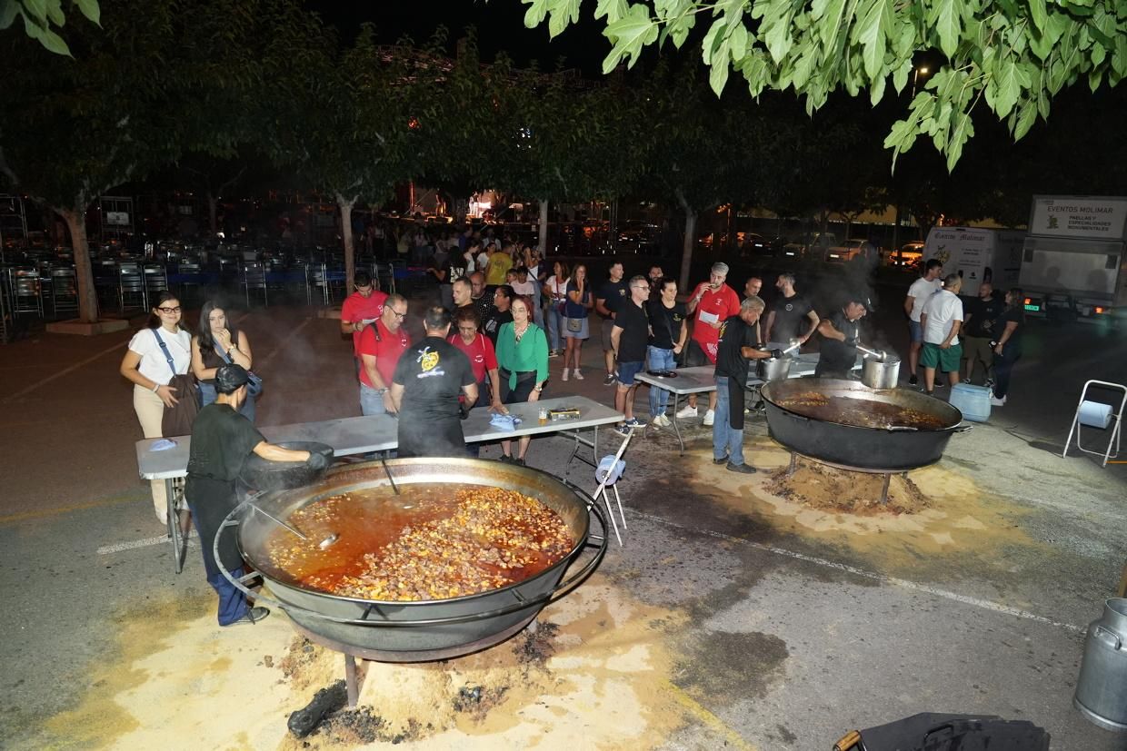 Galería: Les imatges del sopar de tombet de les penyes en les festes de Vila-real