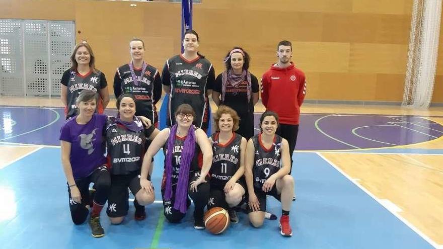 Equipo de madres del Villa de Mieres.