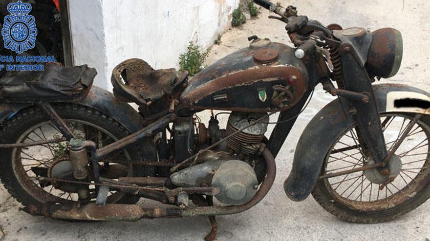 Recuperan en Palma una motocicleta robada de la Primera Guerra Mundial