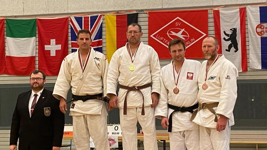 Entrega de medallas del Torneo Internacional de Berlín de categoría Master +40 años.