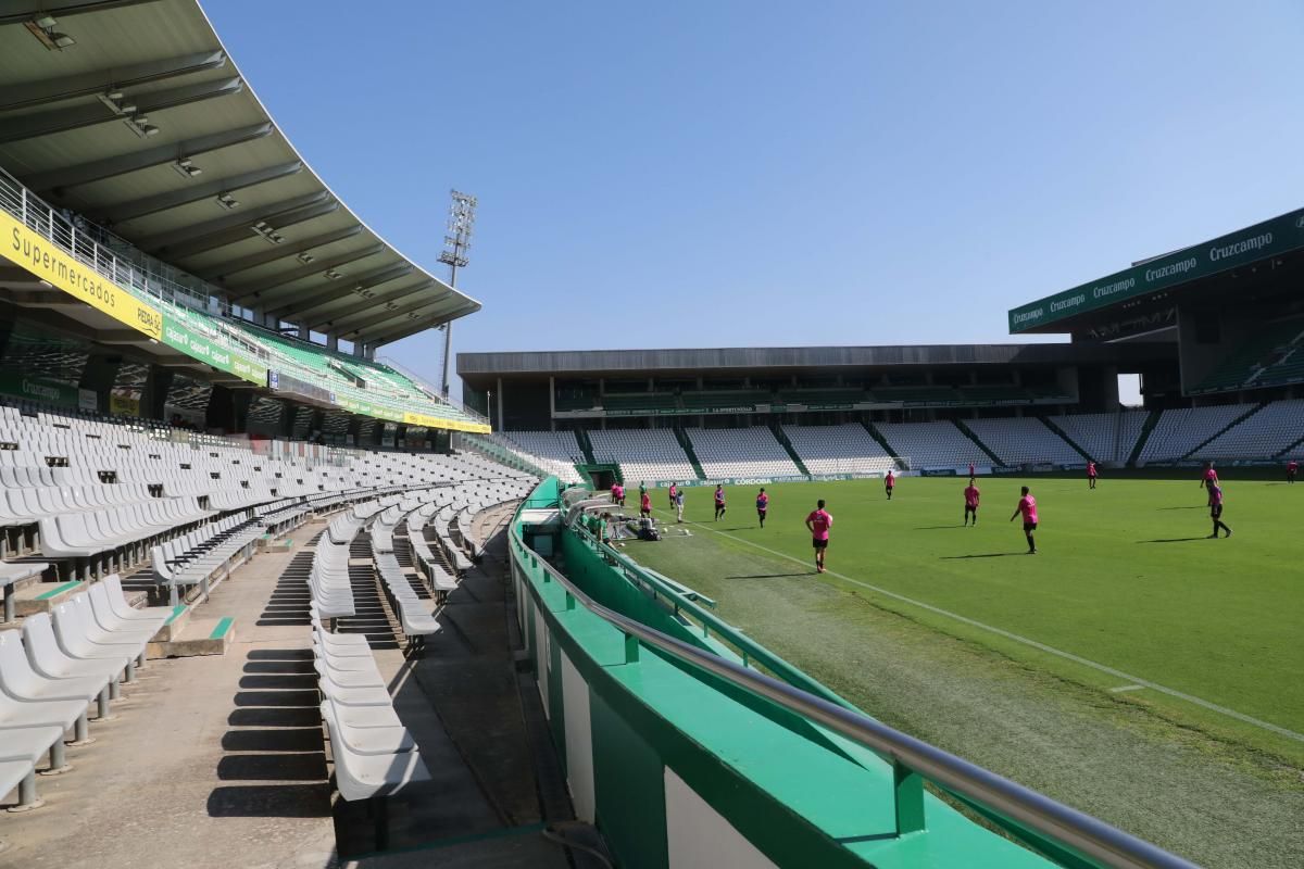 El Córdoba CF vuelve a jugar en El Arcángel