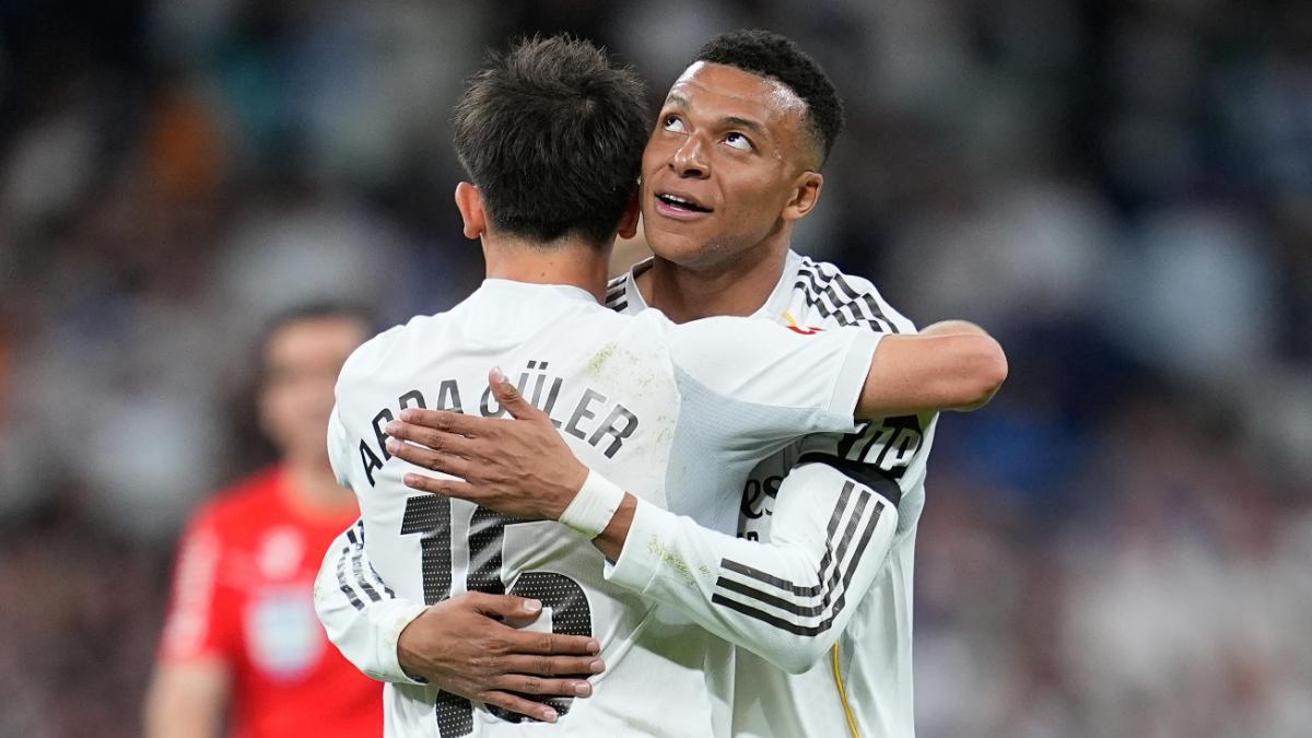 El Real Madrid hace los deberes ante el Alavés y espera al Barça