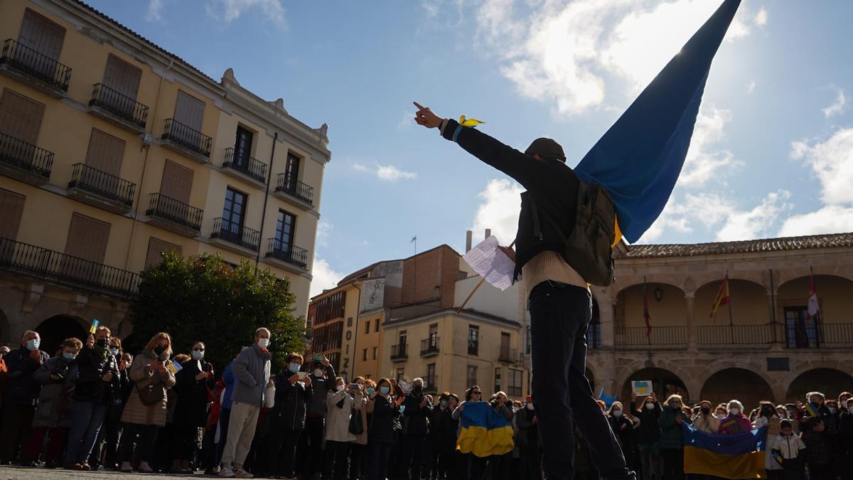 Manifestación en Zamora contra la guerra en Ucrania.