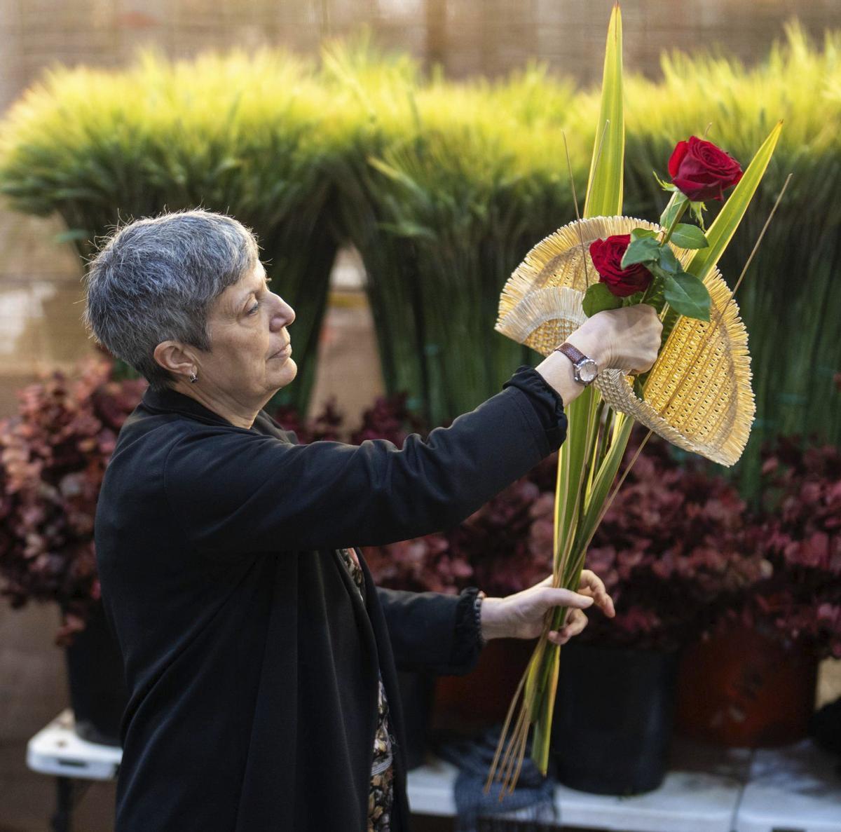 Rosa Valls, Mestra florista: "Ja hi ha un turisme que ve a Barcelona a viure Sant Jordi"