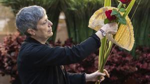 Rosa Valls, Mestra florista: "Ja hi ha un turisme que ve a Barcelona a viure Sant Jordi"