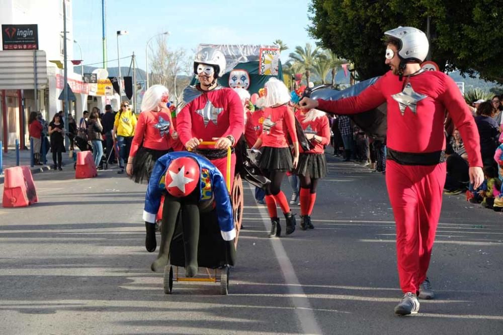 San Antonio se vuelca con el Carnaval