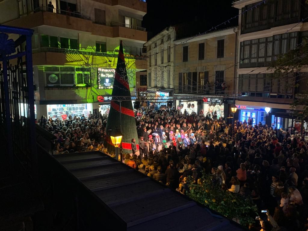 Fotos | El encendido de luces de Navidad de Manacor, en Imágenes