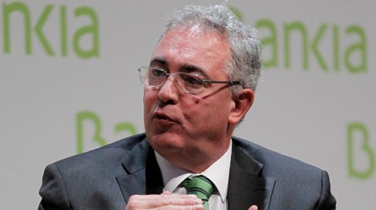 Francisco Verdú {renuncia} al seu càrrec de conseller delegat de {Bankia}.
