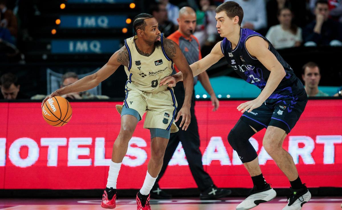 Kevin Punter, defendido por Lazarevic