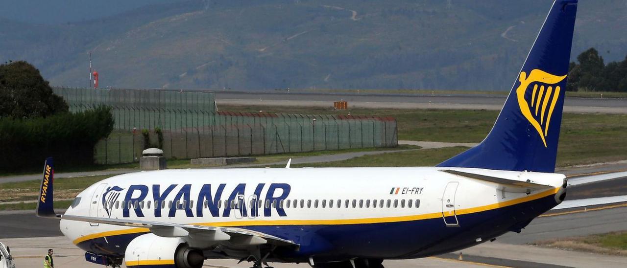 Vuelos baratos Vigo Ryanair iniciará a mediados de enero la venta de del vuelo Vigo-Londres