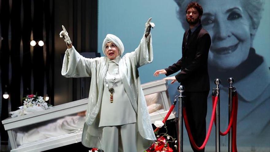 Concha Velasco «se aparece» en el Gran Teatro con la obra &#039;El funeral&#039;